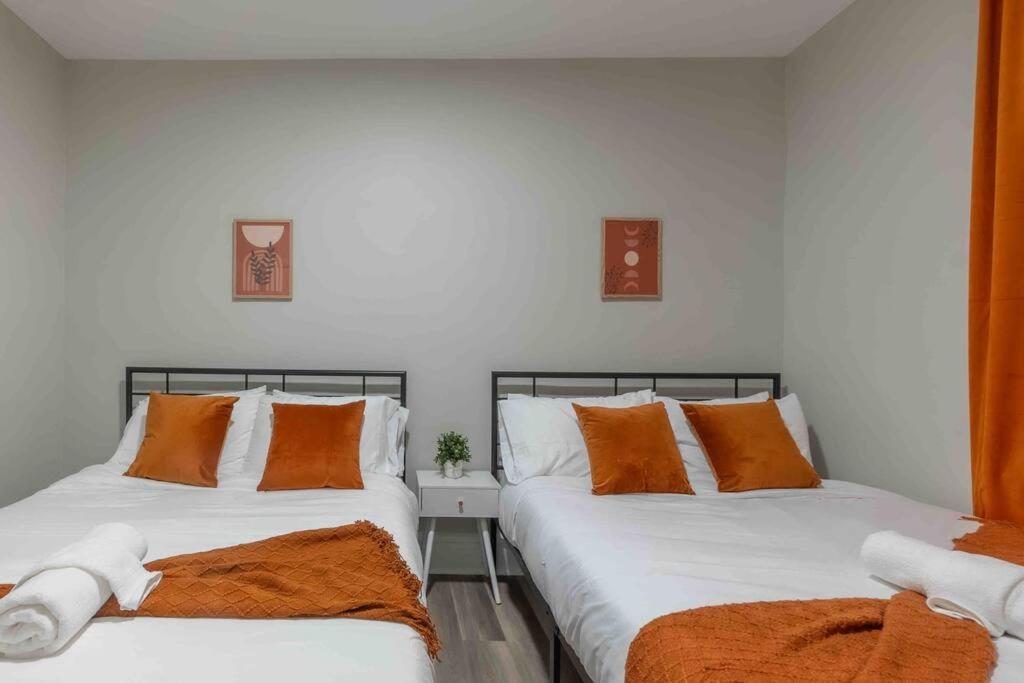 Pumpkin Premise By Airport, 5 Beds, Sleeps 8, Book 7 Days, Get 20 Percent Off Apartment Newark Exterior photo